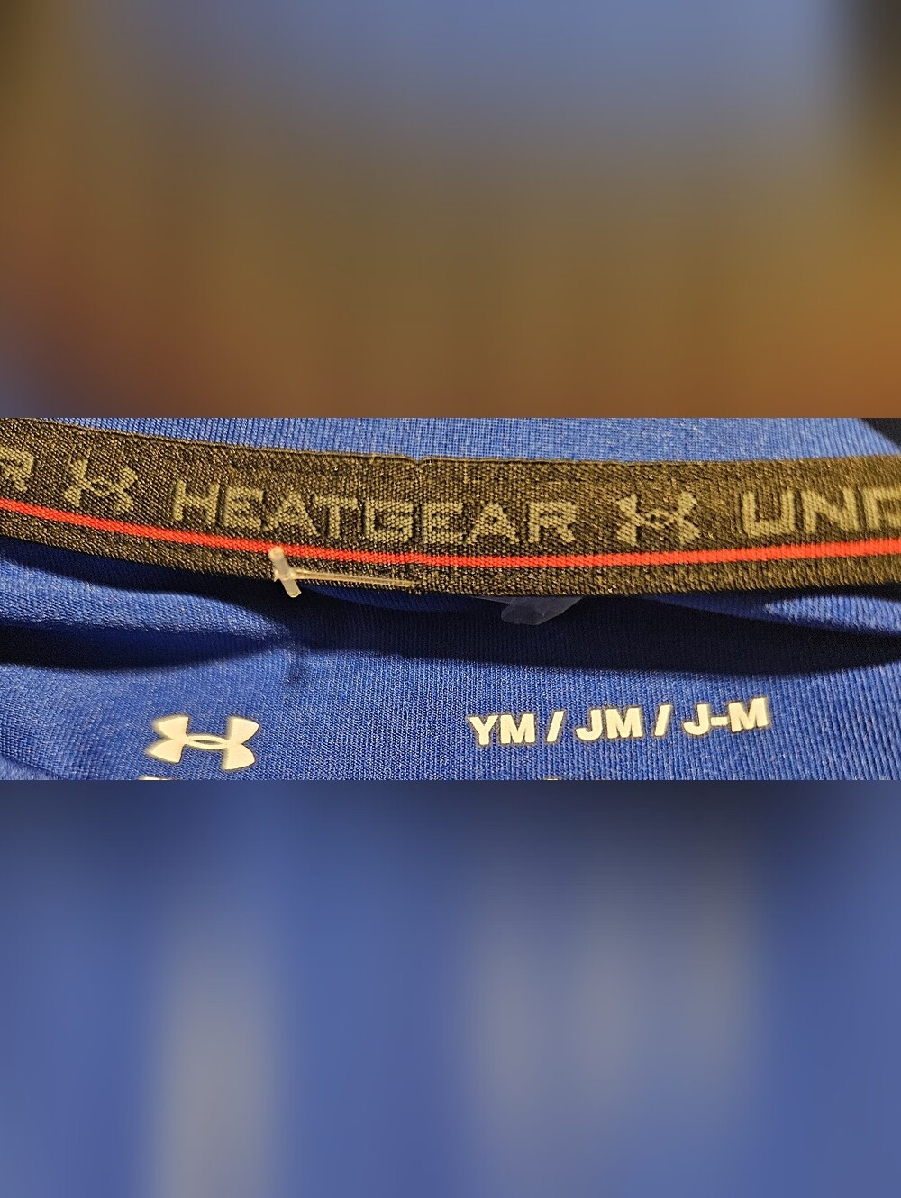 Boys Long Sleeve Under Armor Shirt - Picture 3 of 3